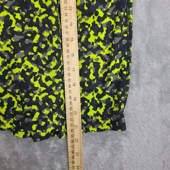 Nike Men's Dri-Fit Fly‎ Wetland Training Shorts Size Med  839678-702 Yellow Camo - Picture 7 of 11